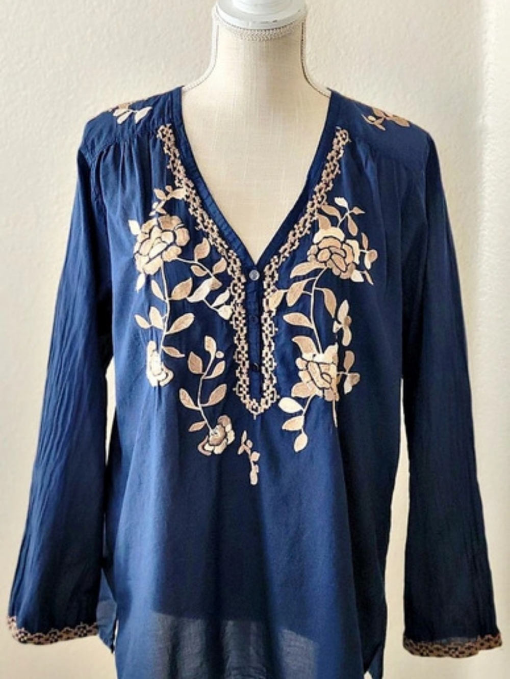 Johnny Was Tamaya Embroidered Tunic Blouse Navy Blue Cotton Top Large